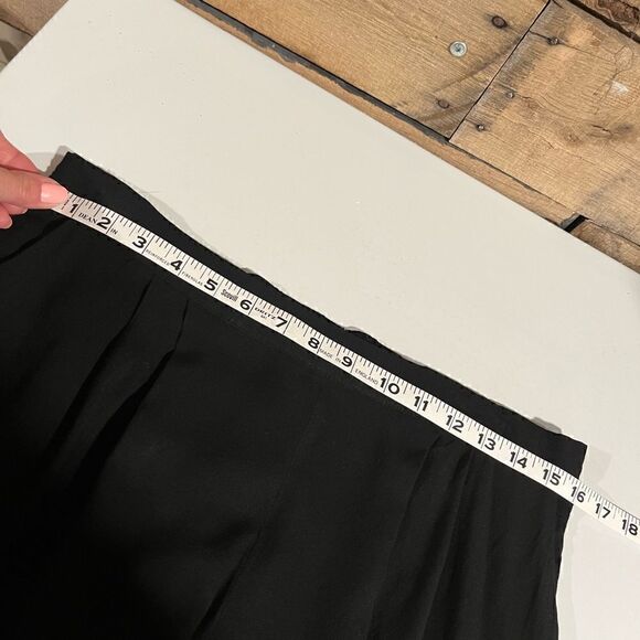 H&M high waisted black trouser - 12 - 🙂 3/$15 - Picture 5 of 8